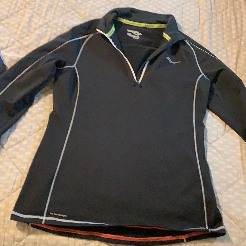 Saucony run warm pullover